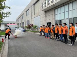 复工不忘防疫情，消防演练保安全！