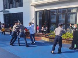 博立保安在阳澄湖幼儿园举行防暴演习！