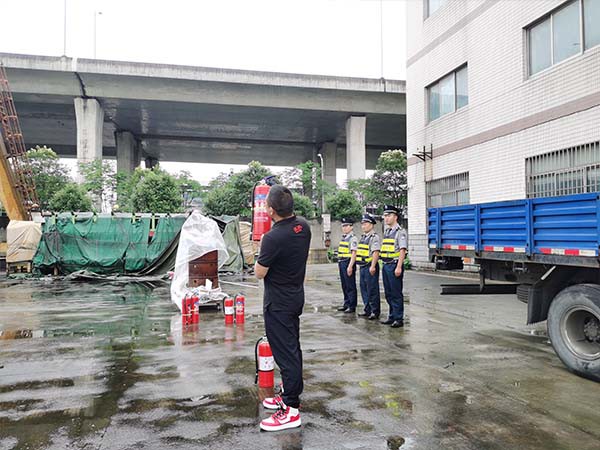 博立保安在昆山亚东公司举行消防演习！